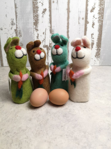 Tierische Eierwärmer Häschen