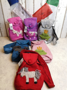 Kindertasche mit tierischen Motiven